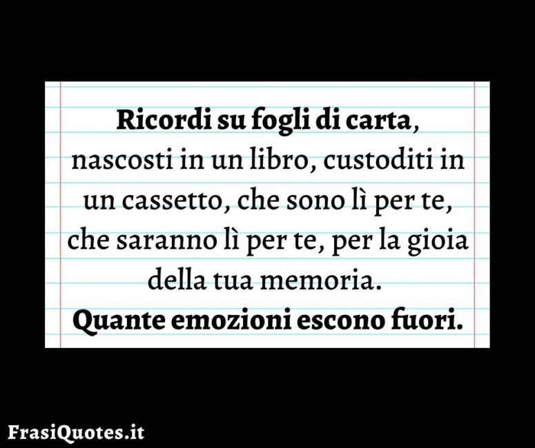 Frasi ricordi scritti su fogli di carta